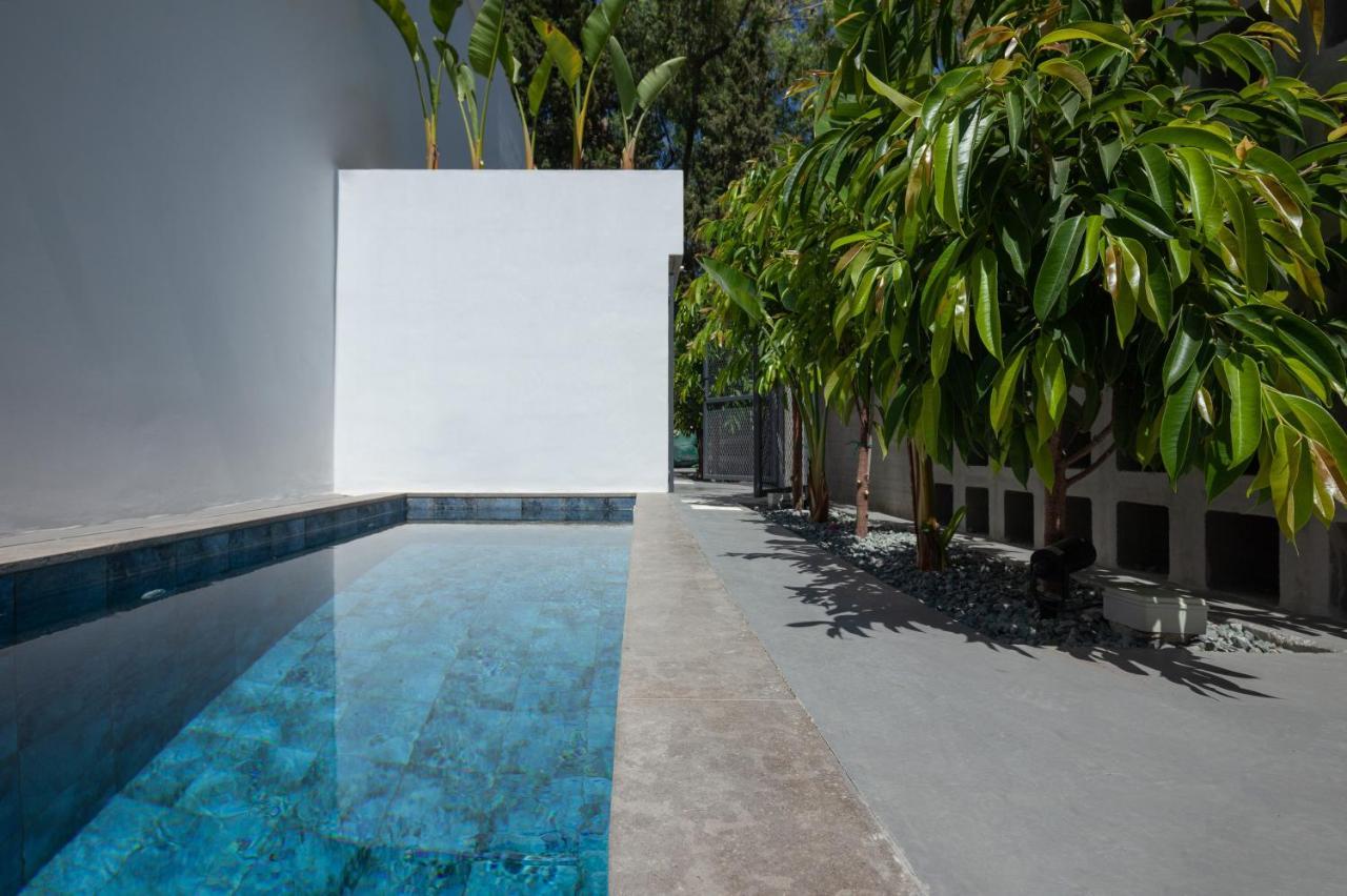 Adrop Pool Suites 파포스 외부 사진