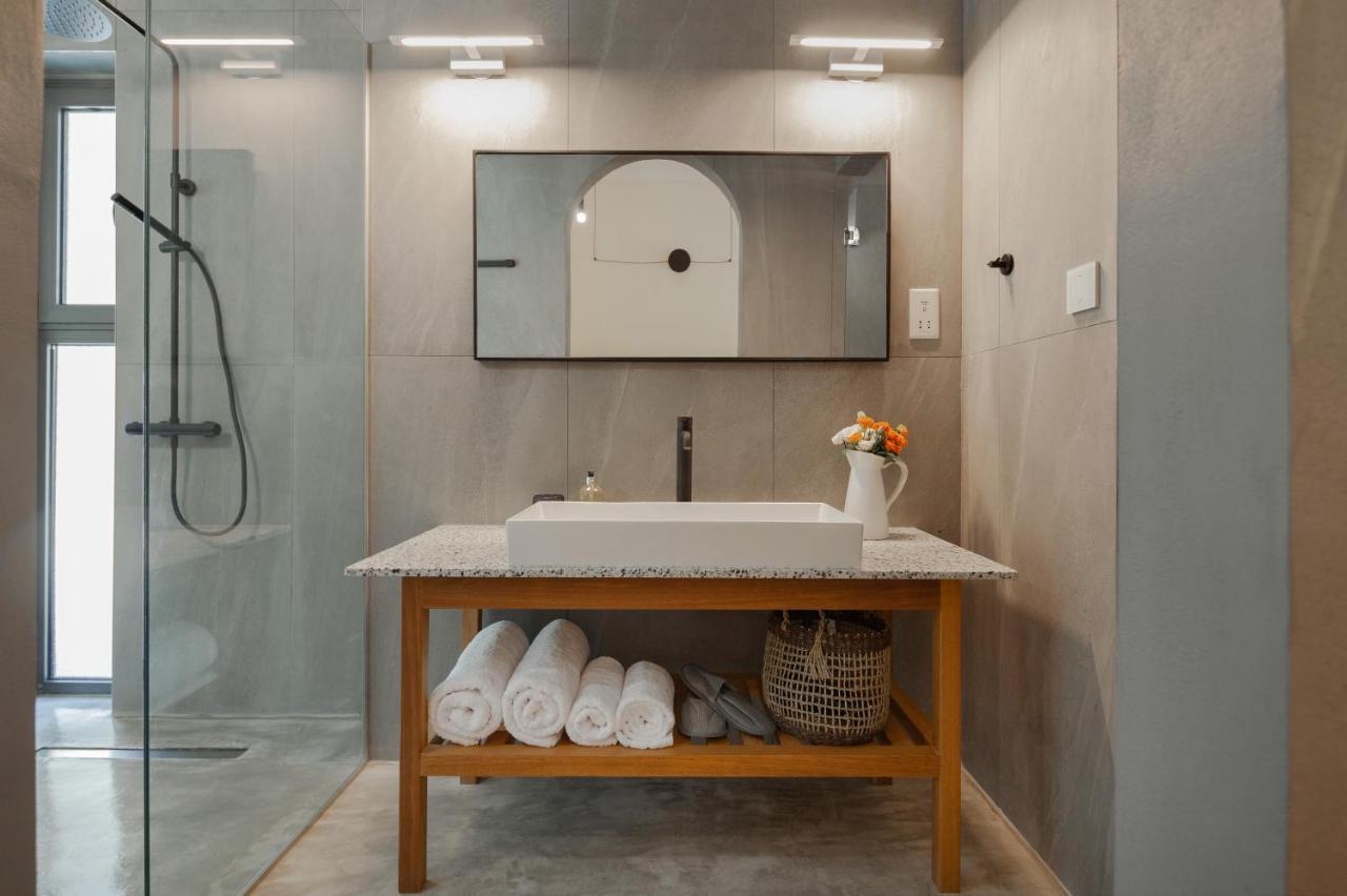 Adrop Pool Suites 파포스 외부 사진