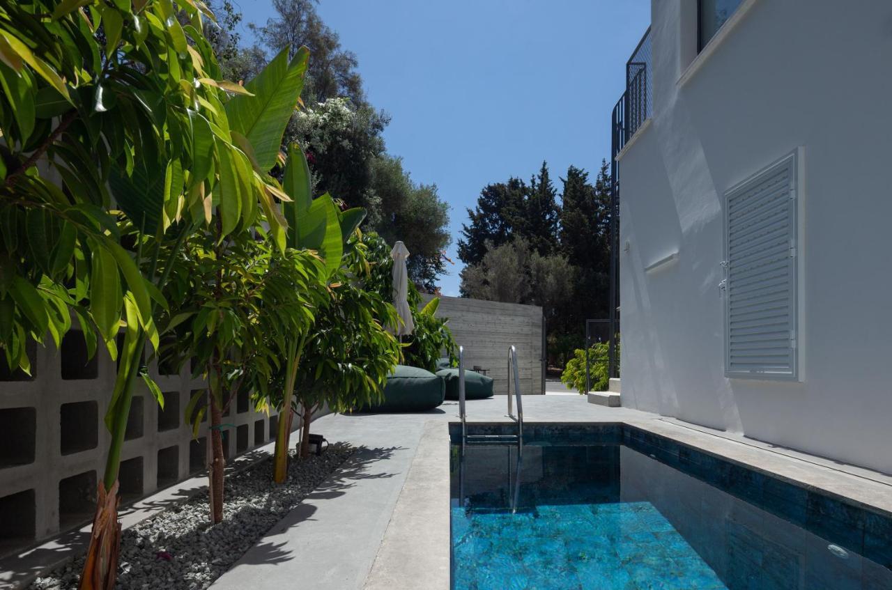 Adrop Pool Suites 파포스 외부 사진