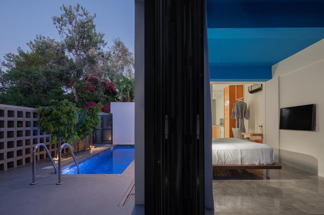 Adrop Pool Suites 파포스 외부 사진